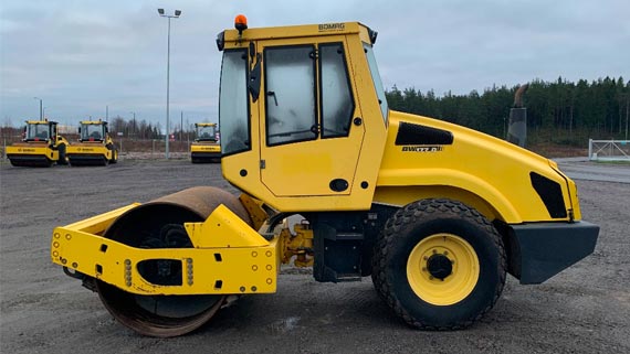 Виброкаток грунтовый BOMAG BW177