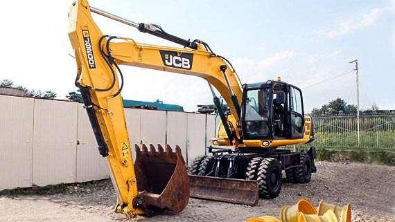 Колесный экскаватор JCB 200